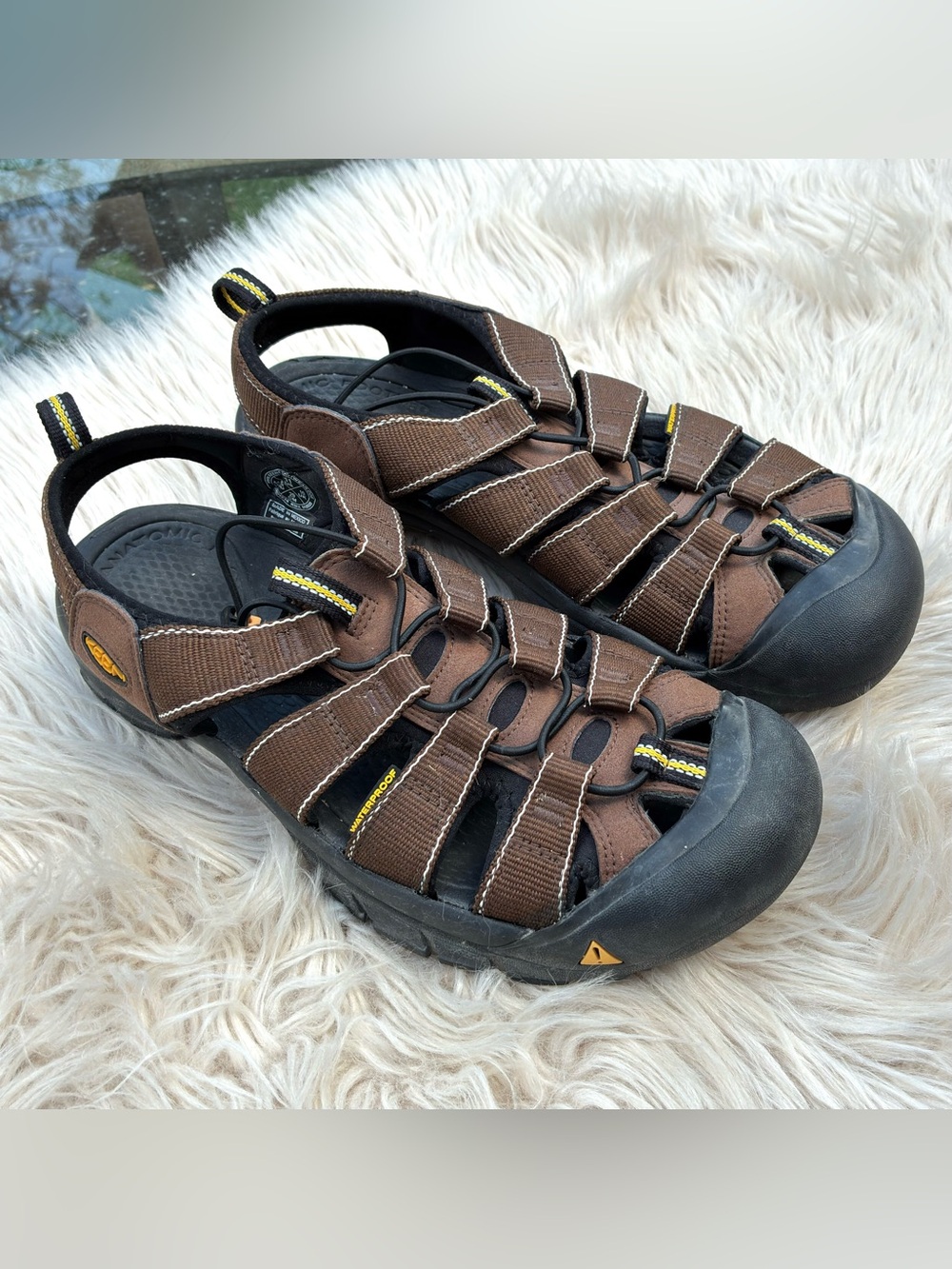 Keens Newport Sandals Mens Sz 11